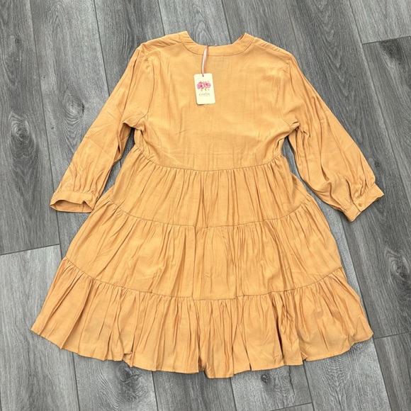 NWT Entro Embroidered Dress - Picture 5 of 7